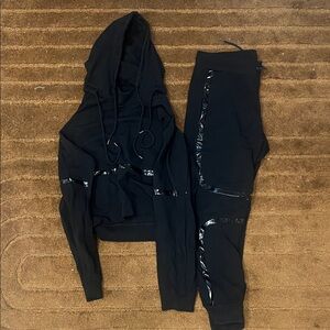 NYLORA SET SWEATSHIRT AND SWEATPANTS BLACK HOODIE SMALL MEDIUM